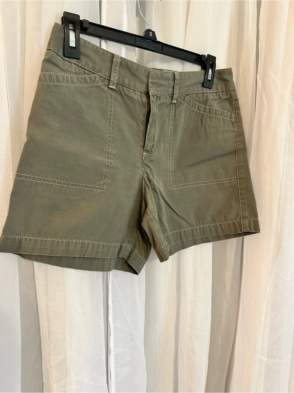 Dockers Women's Army Green Shorts 100% cotton